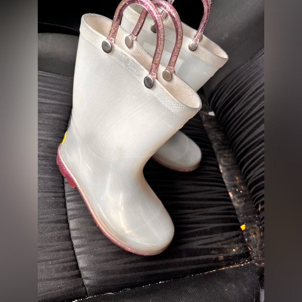 Rain boots! 10c